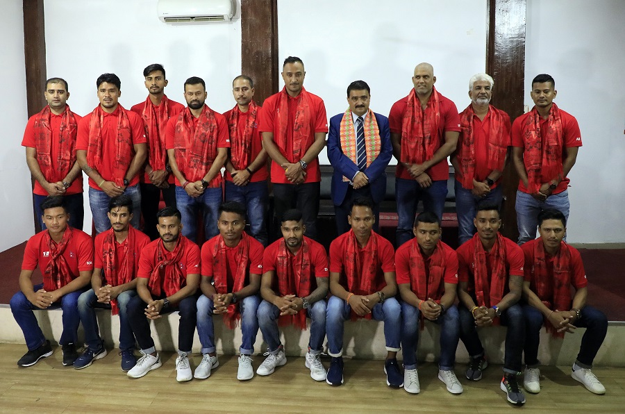 त्रिकोणात्मक टी–२० क्रिकेट खेल्न सिंगापुर उड्यो नेपाल