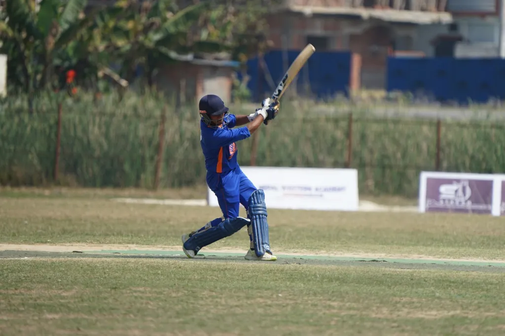 जय नेपाल कप टी–२० क्रिकेट, कैलाली बहुमुखी क्याम्पस सेमिफाइनलमा