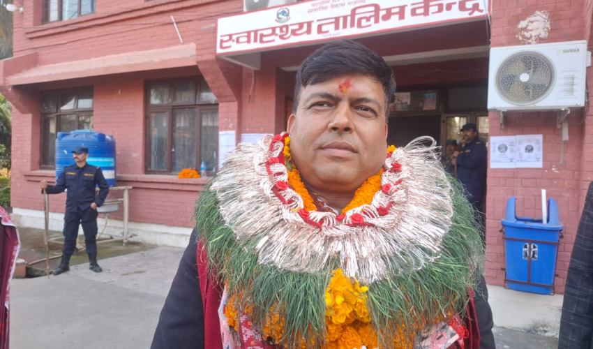 कैलाली ५ मा नेकपा एमालेबाट ढुङ्गानाको मनोनयन दर्ता